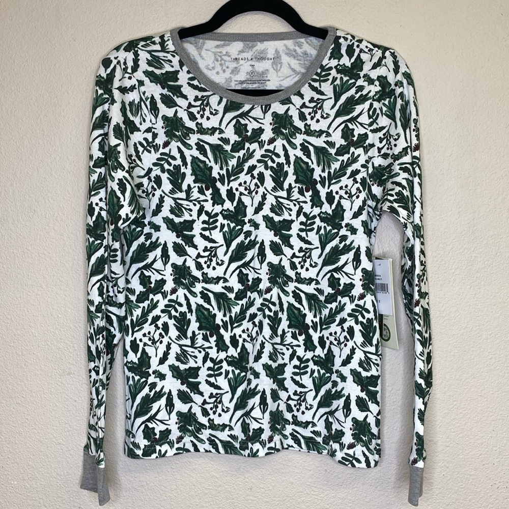 Threads 4 Thought Pajama Top NWT Size Small